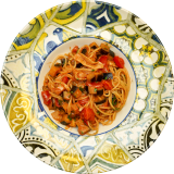 Spaghetti con melanzane e funghi